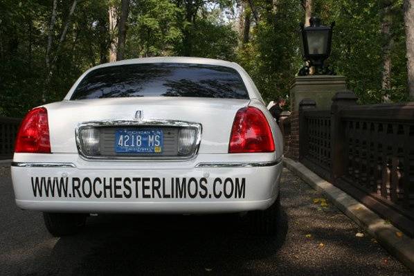 ROCHESTER LIMOUSINE LLC