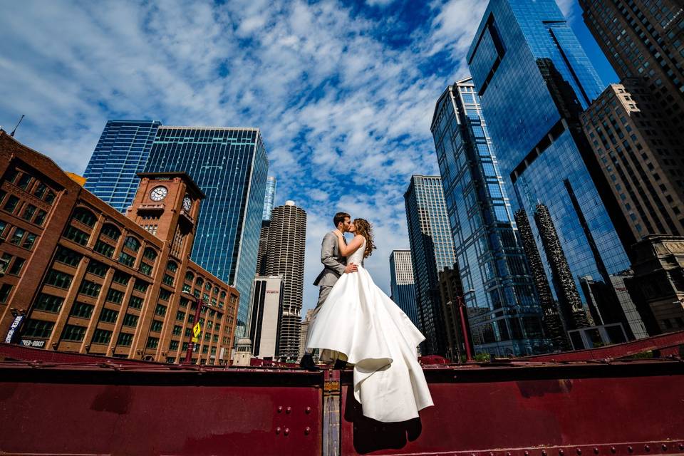 La Salle bridge wedding photo