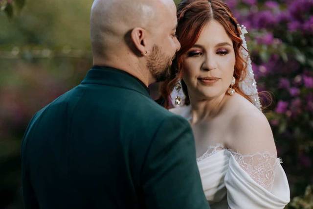 Modern bride by Carolina Rufat