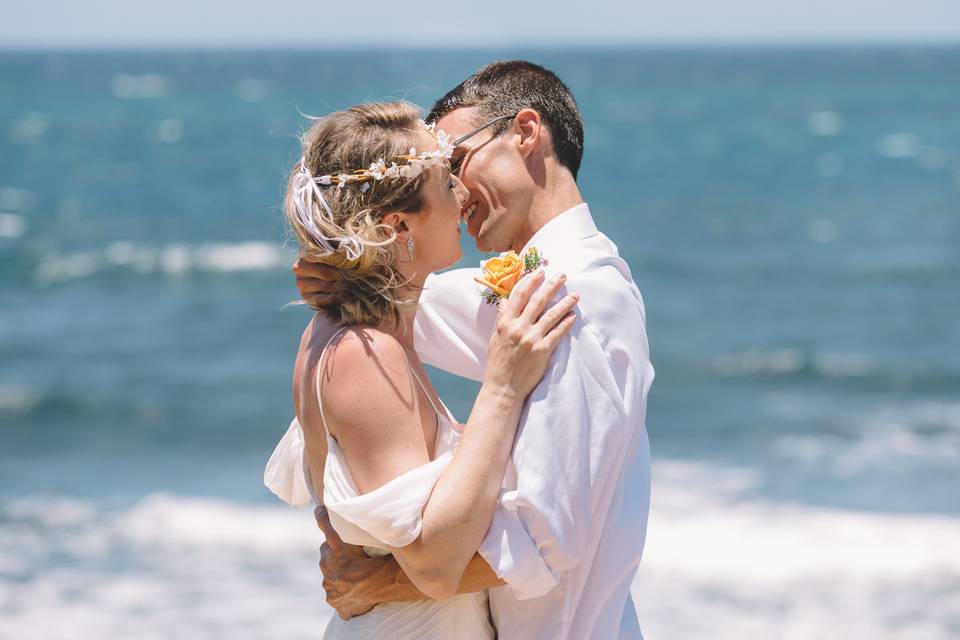 Elopement - Escambrón, PR