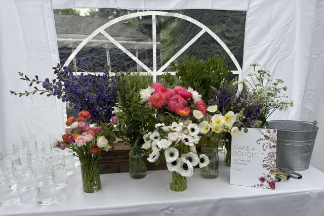 Appleseed Flower Farm