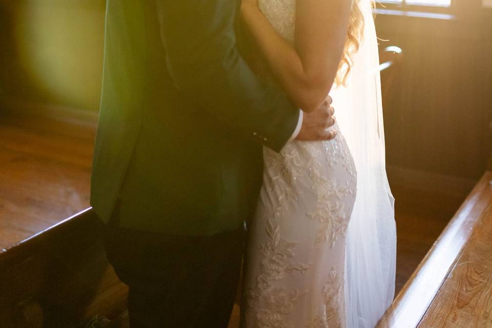 Bride and Groom glowy photo