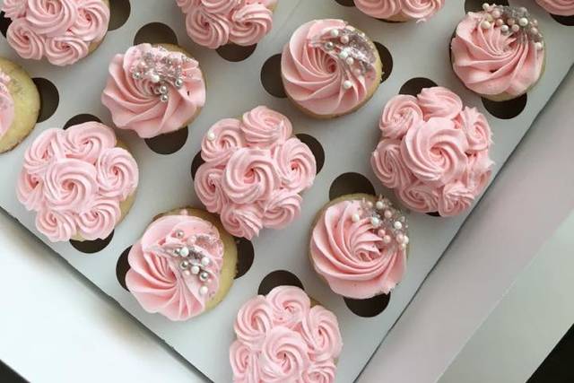 Bridal shower cupcakes