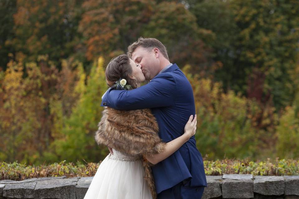 Kissing at Discovery Park