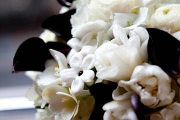 Black and white Bride's bouquet