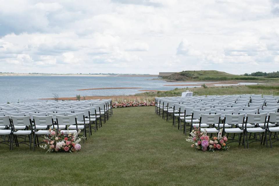 Lake Sakakawea wedding