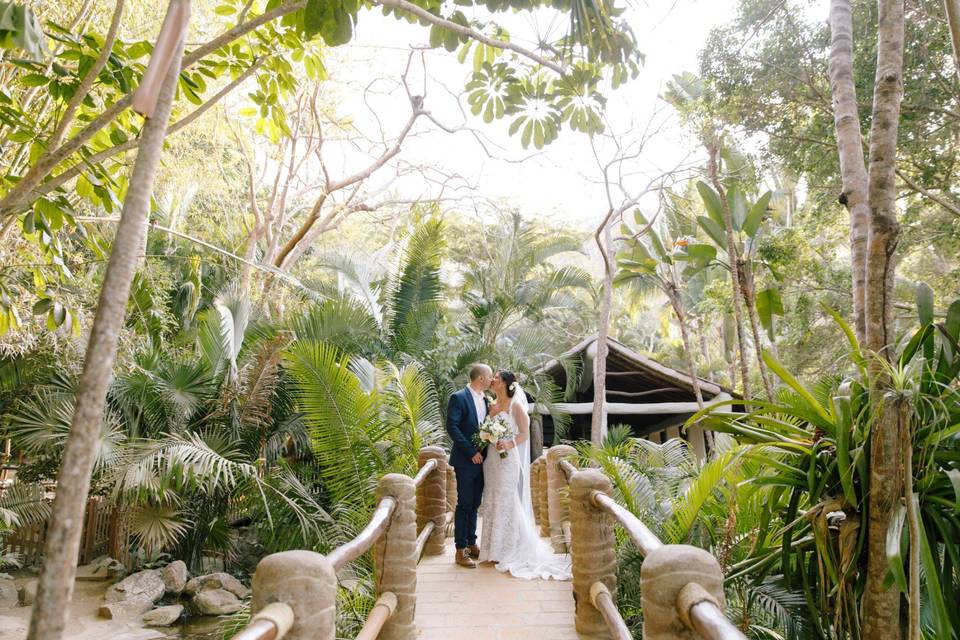 Cristian Pou Photography - Photography - Puerto Vallarta, MX - WeddingWire