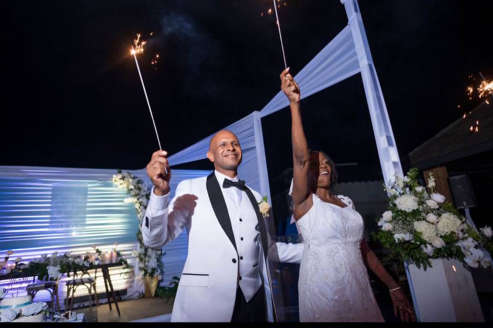Sparklers weddings