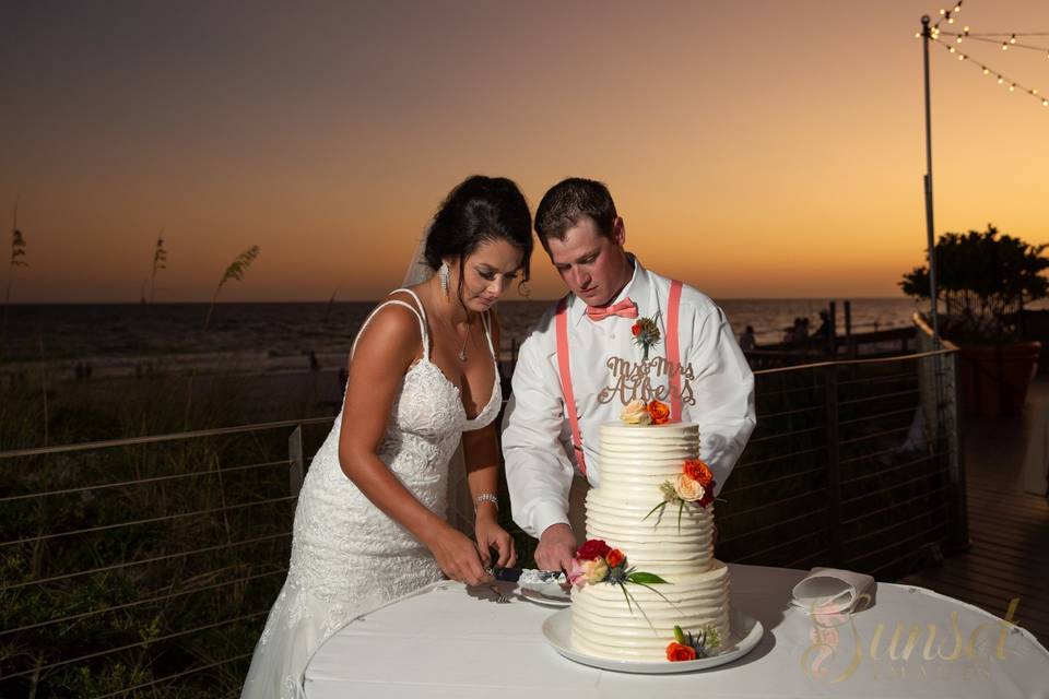 Cutting the cake