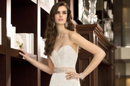 Mira gown outlet reviews