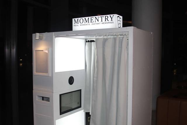 Momentry Photobooth Experience
