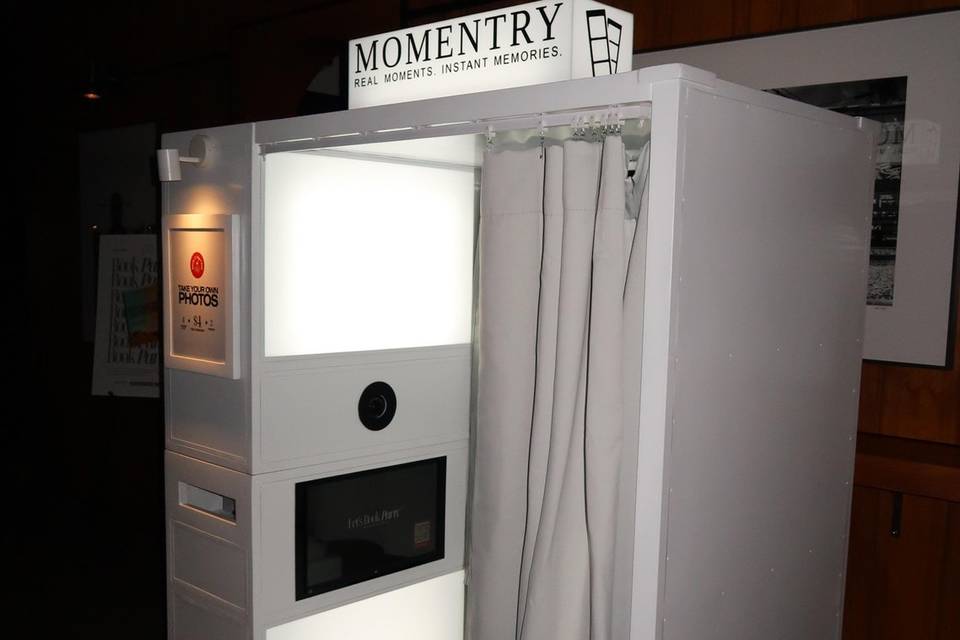 Momentry