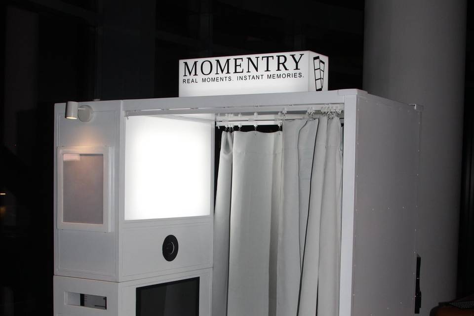 Momentry Photobooth