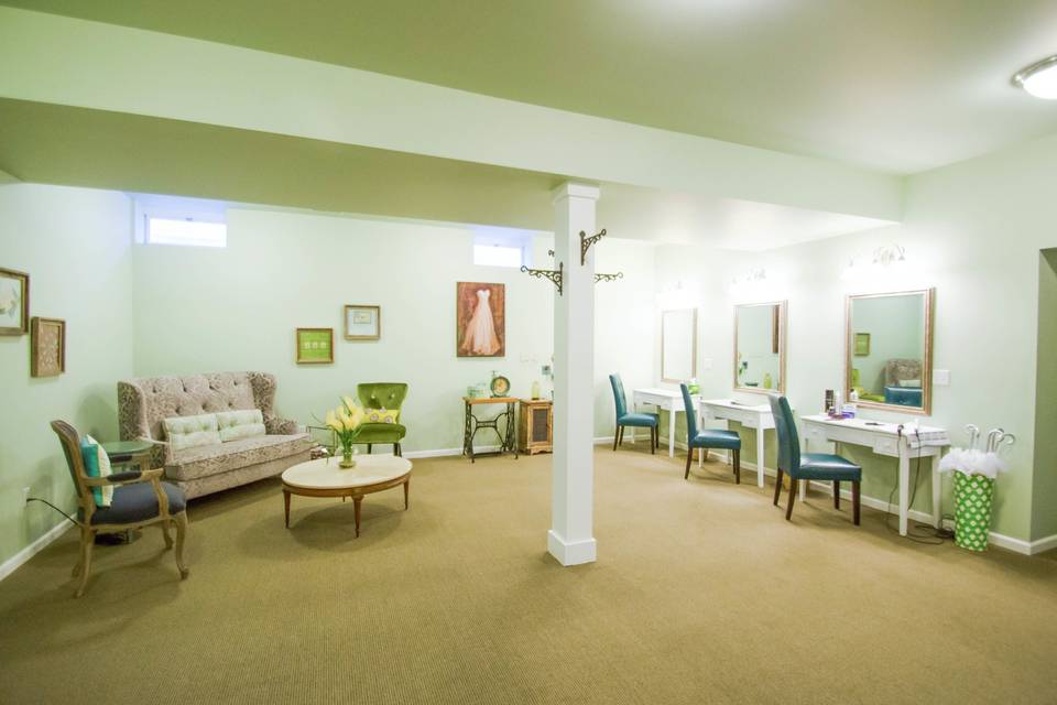 Chapel - Bridal Lounge