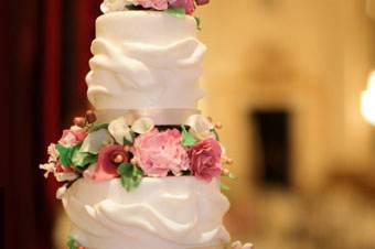 4-tier floral cake