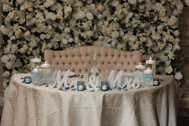 Head table