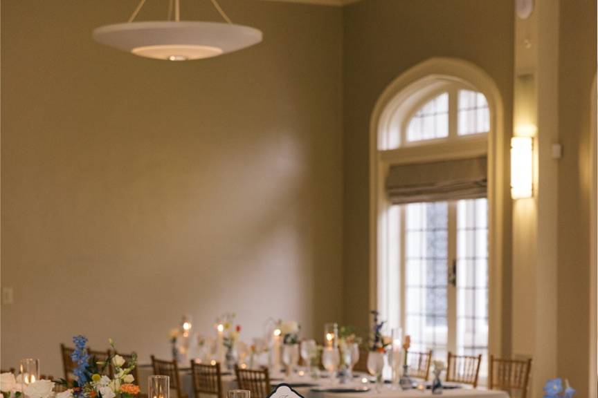Guest Tables