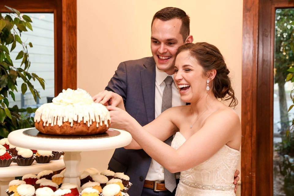 Cake cutting