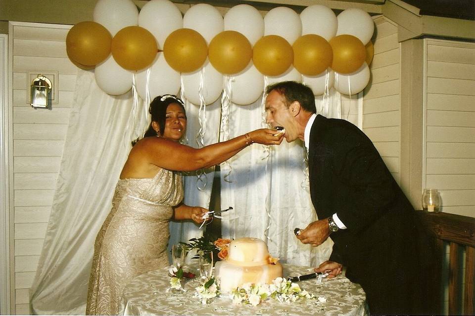 Roszel's Wedding and Event Planning