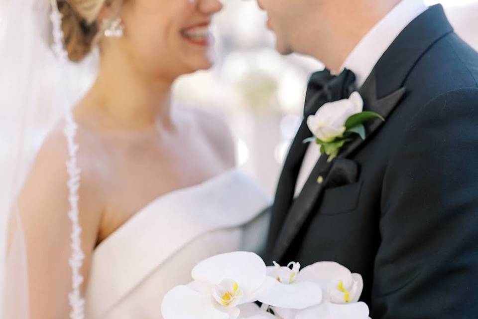 Cascading bridal bouquet