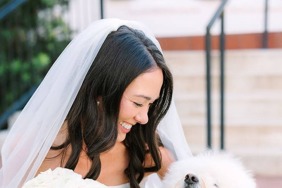 Bride and dog floral collar