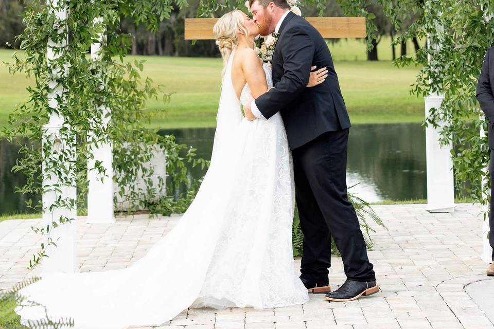 Savannah-Smooch