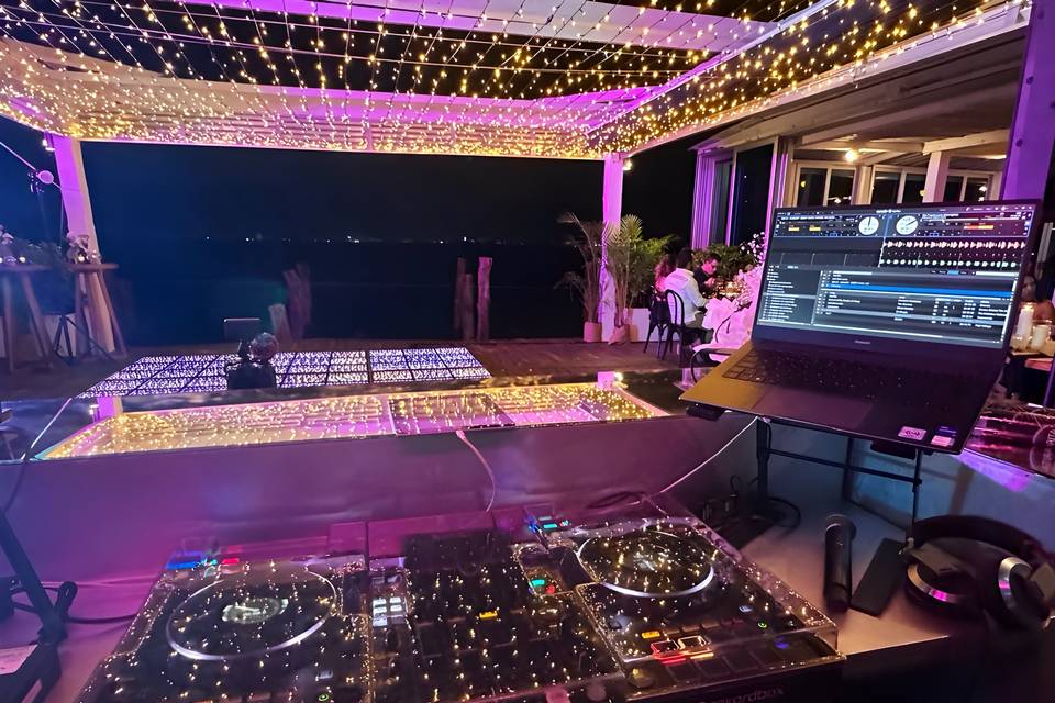 Unique Dancefloor
