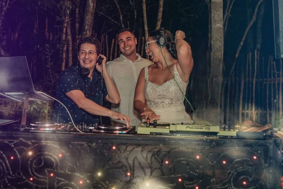 Satisfied Couples