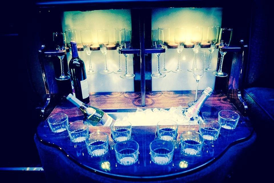 Elements Limousine Service