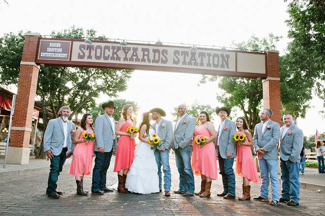 Cindy & Saylor Photographers