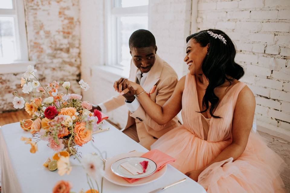 Citrus Inspired Tablescape1