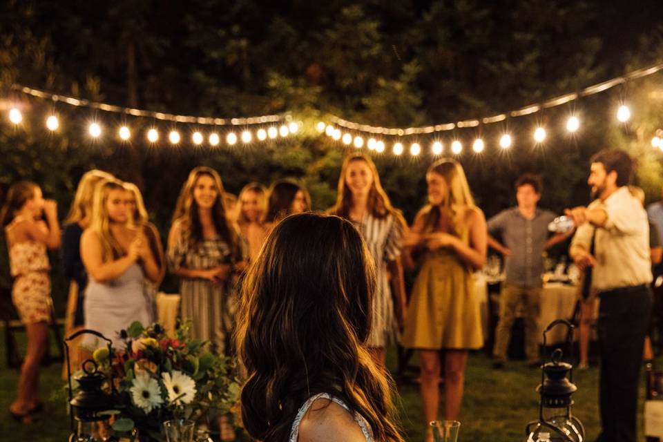 Bouquet toss