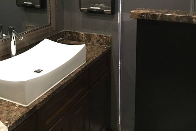 Gotta Go Luxury Restrooms