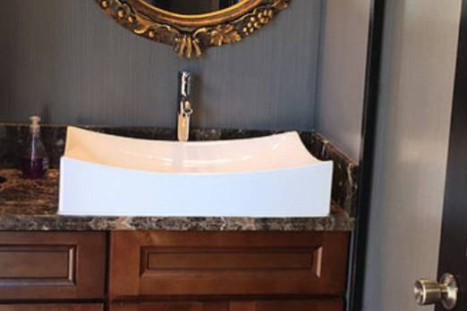 Gotta Go Luxury Restrooms