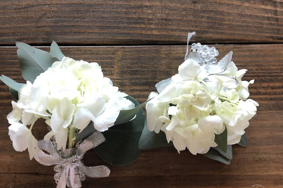 Hydrangea Wist Corsages