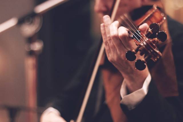 Delicate strings