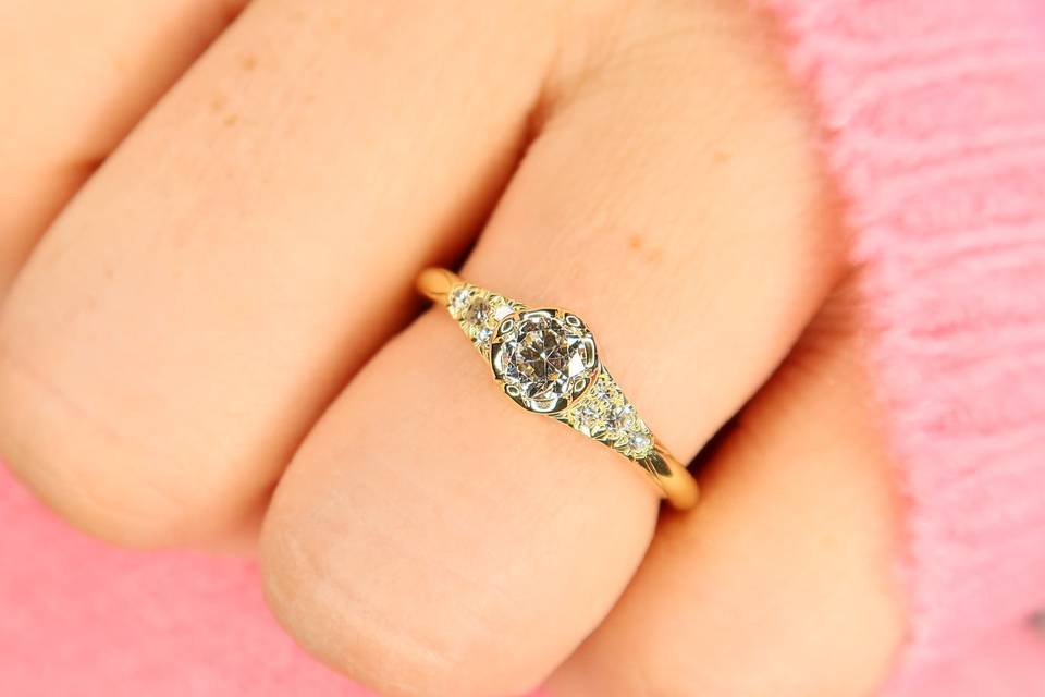 Ladyslipper engagement ring
