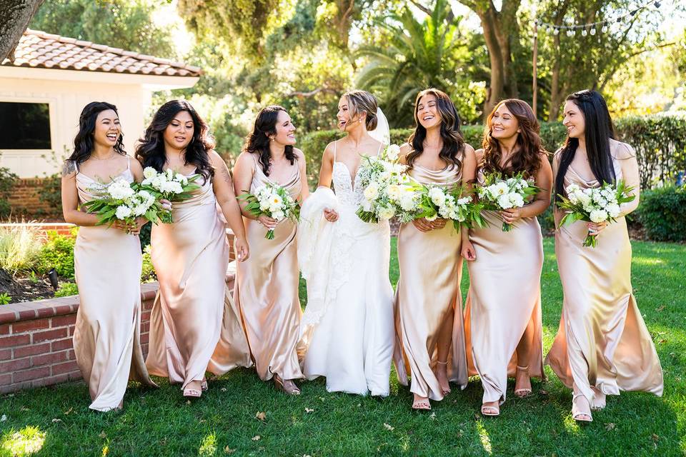 Bridesmaids - Valley Images