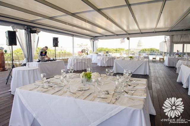 The Capitol View At 400 - Rooftop Weddings - Washington, Dc - Weddingwire