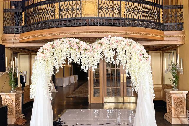 Floral wedding arch