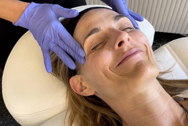 SkinMedica Illuminize Peel