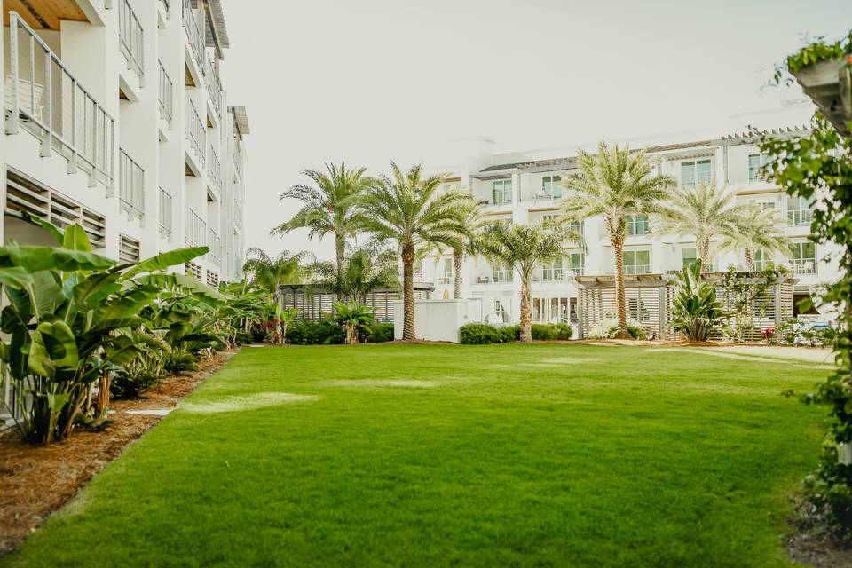Green space at The Pointe