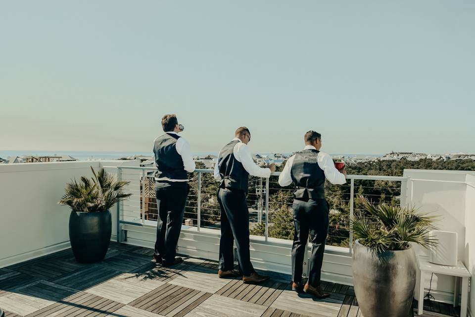 Rooftop lounge