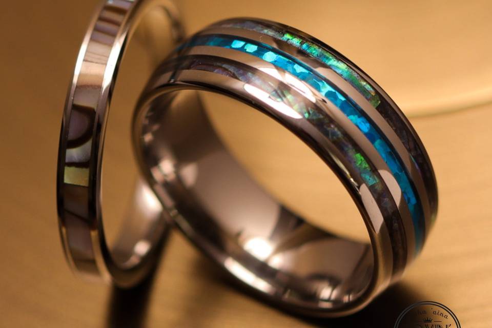 Couple and wedding ring set