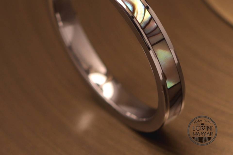 Abalone shell tungsten ring