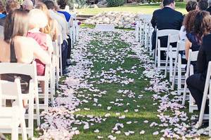 The ceremony took place on the grounds of the Hilton El Conquistador in Tucson, AZ. Photography by Linden Leaf Photography in Phoenix, AZ.