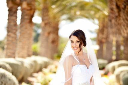 Jessica & Matt's Wedding Reception took place at the Tucson Omni National. Photography by Sarah Neyhart.