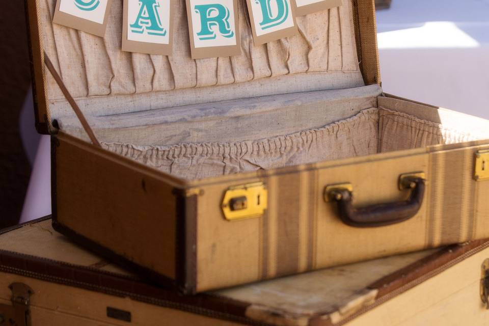 The couple had a vintage themed wedding. All of the décor pieces were pieces the couple had collected over time and incorporated into their wedding. Photography by Chris Richards in Tucson, AZ