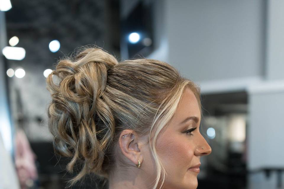 Updo curls