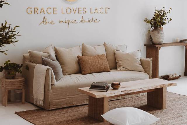 Grace Loves Lace - Philadelphia Showroom  House styles, Deco decor, Home  decor inspiration